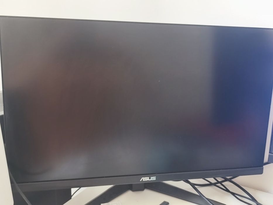 Monitor Gamingowy ASUS TUF Gaming 165Hz – Stan bardzo dobry!