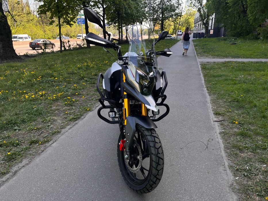 Мотоцикл SPARK SP300T-3