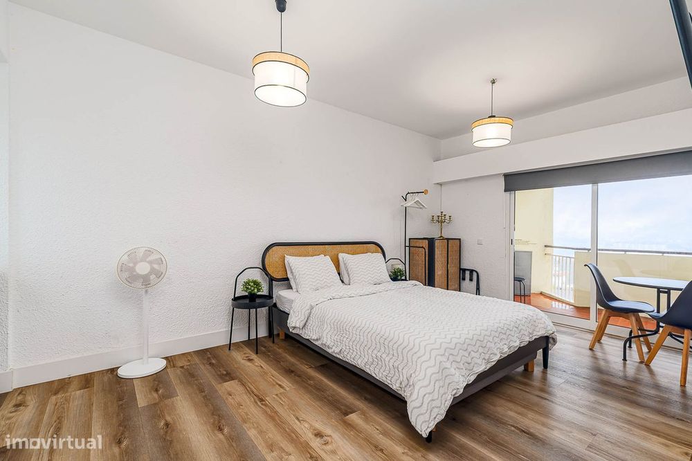 Estúdio T0 com licença AL - Cascais