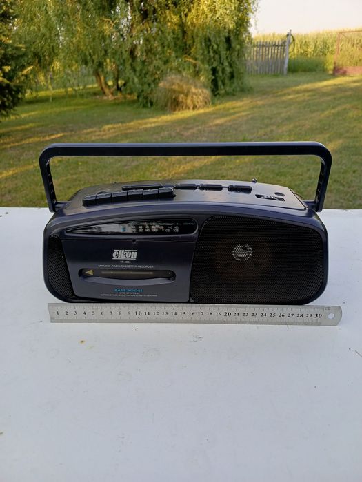 Klimatyczne Radio Elkon TR-6850 z Magnetofonem – Gra i Ma Klimat!