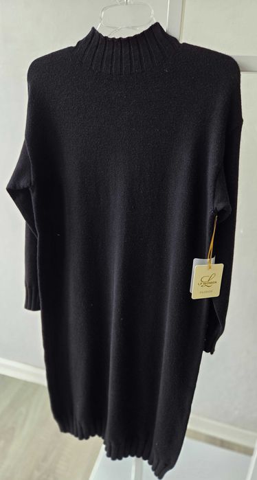 Sukienka damska z dzianiny