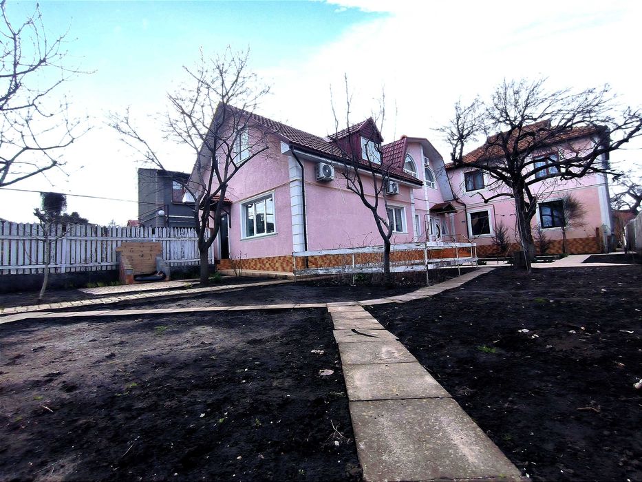 Продам ЧЕТЫРЕ таунхауса, Одесса, море 7-мь мин. пешком 10-ст.Б.Фонтана