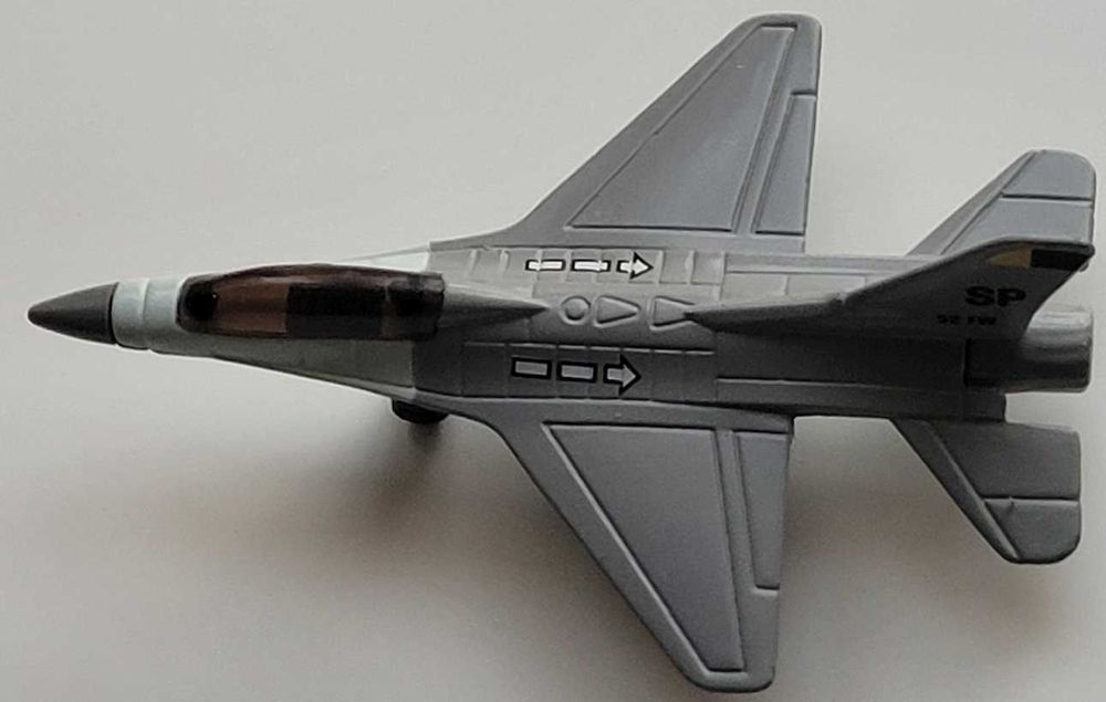 Літак   колекційний    Металевий  Винищувач  General Dynamics F-16 Fighting Falcon Новий