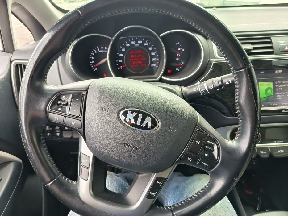 Kia rio  1200 nacional