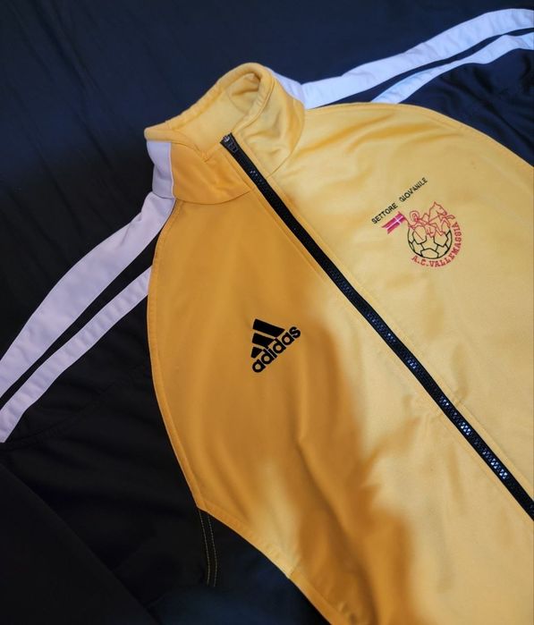 Вінтажна жовто-чорна олімпійка / мастерка Adidas