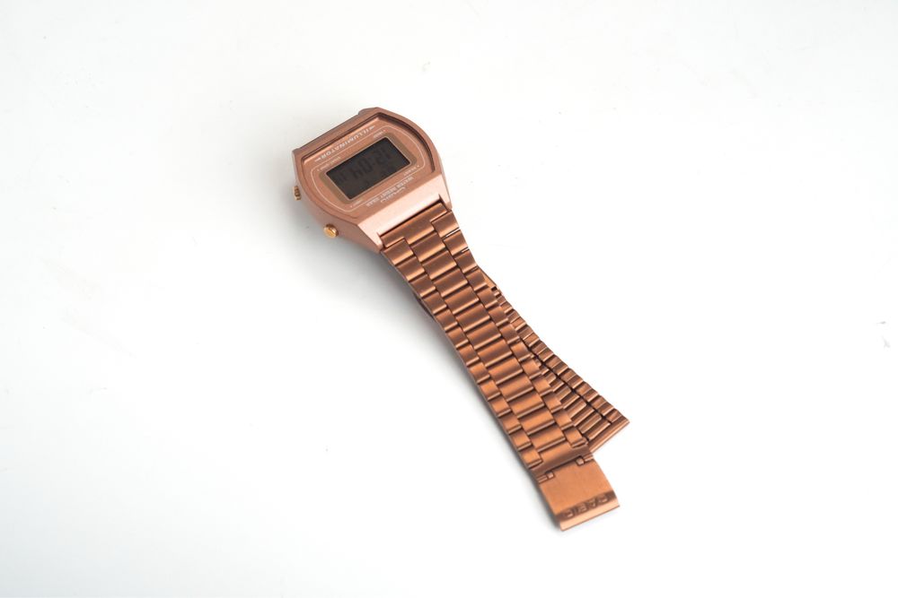 Casio Vintage Edgy B640WC-5AEF рожеве золото
