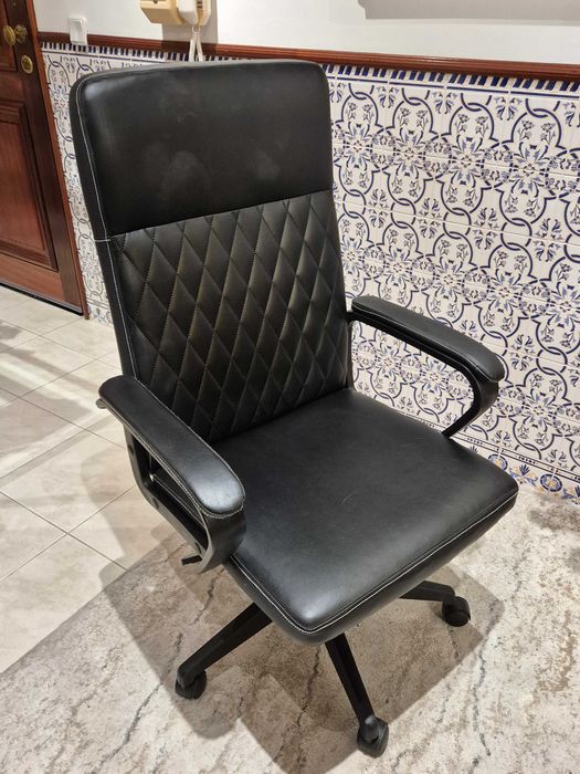 Cadeira Escritório Preta