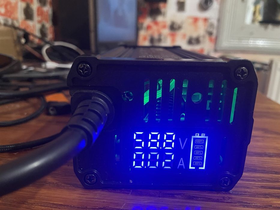 Зарядний пристрій 48в