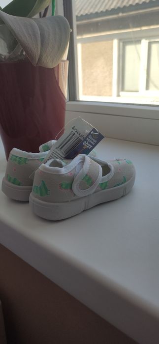 Макасіни для хлопчика 21 розмір може бути на 20. Повністю нові.