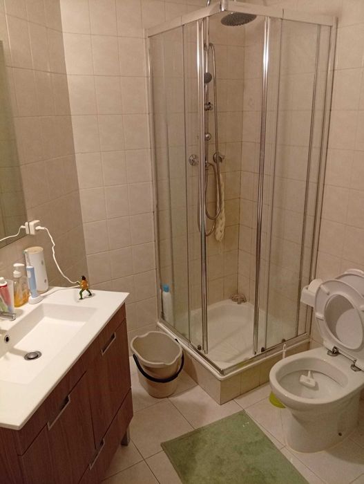 Arrenda-se quarto pra partilha ou Air BnB.