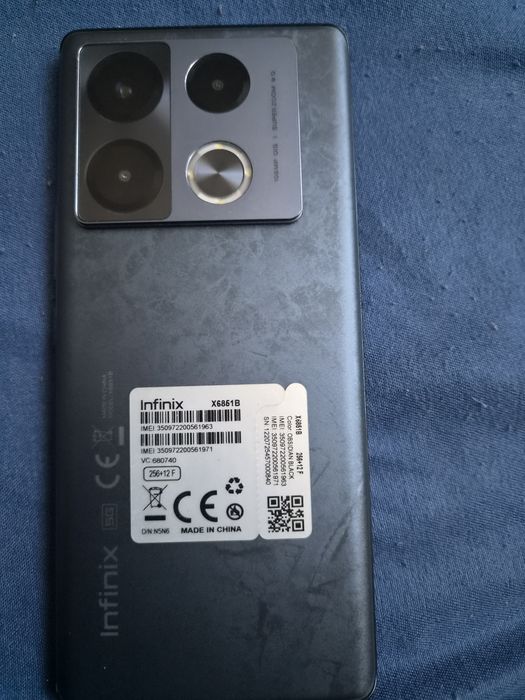 Infinix note 40 Pro +5g