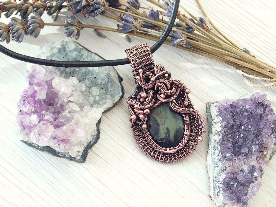 Wisiorek, jaspis kambaba, miedź, wire wrapping