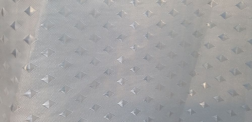 Cortina de Banheira em L.