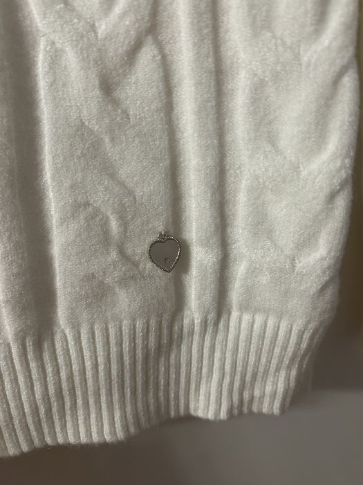 Śliczny biały sweter XL