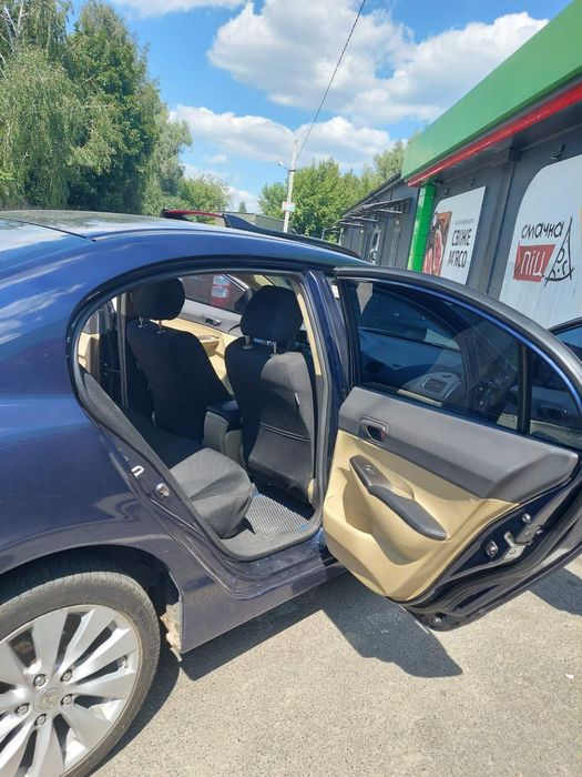 Хонда цивік 4д 1.8 бенз