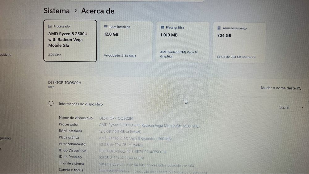 Lenovo Ideapad 330S Ryzen 5 2500U/12Gb RAM/SSD 256Gb+500Gb