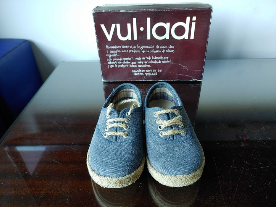 Sapatos formal criança, tamanho 25 NOVO!