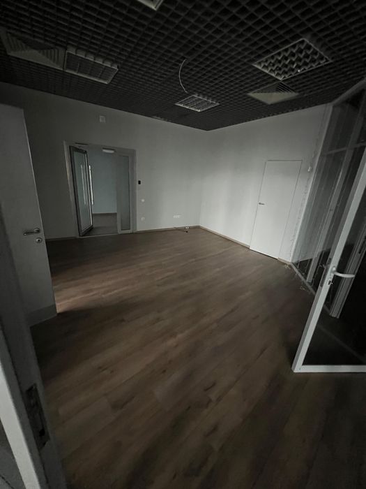 Оренда приміщень Євгена Коновальця 36 д,  БЦ Хвиля 8, 9 поверх