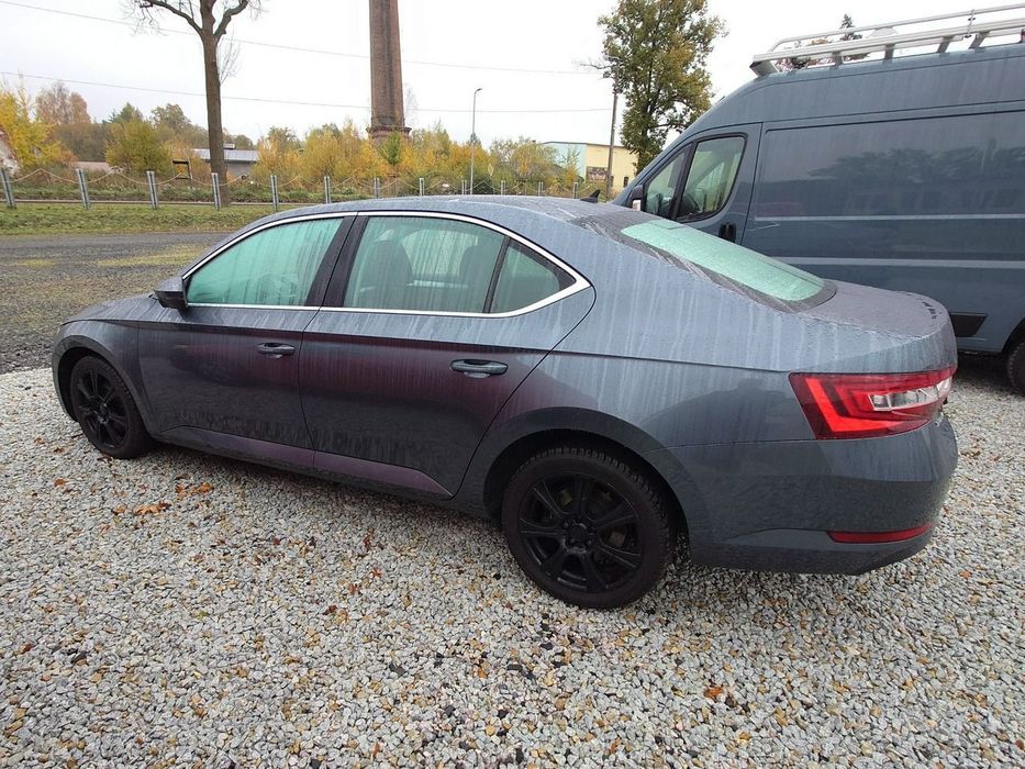 Skoda Superb DSG 190 KM  Atrakcyjny wygląd
