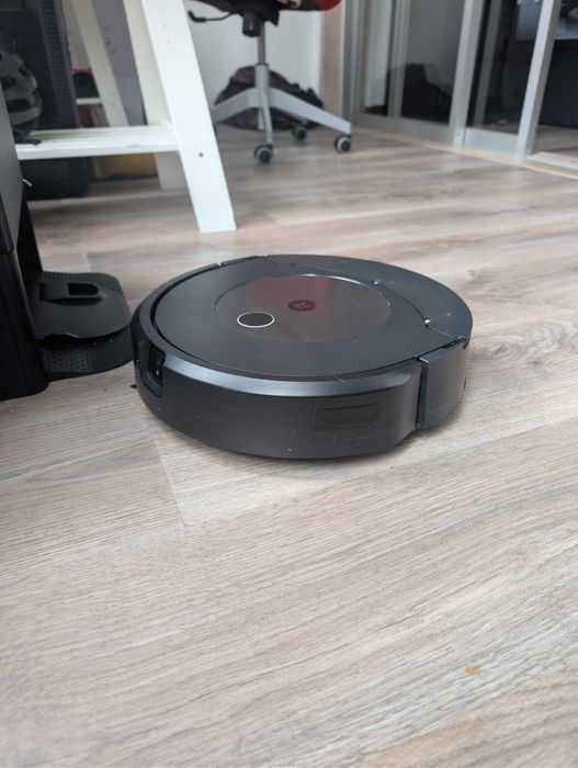Aspirador IRobot j9+