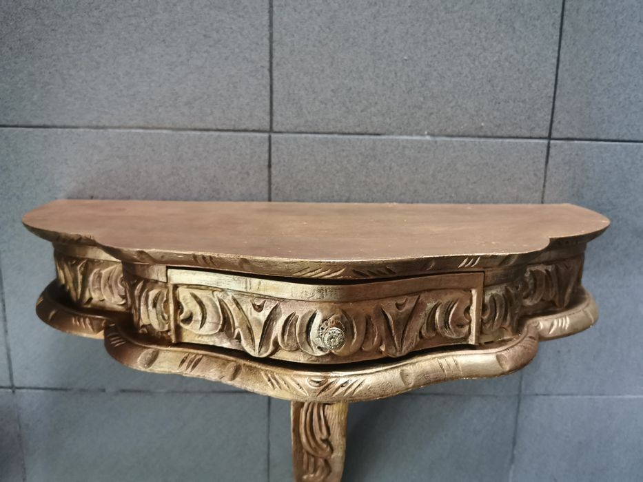 Misula em madeira grande