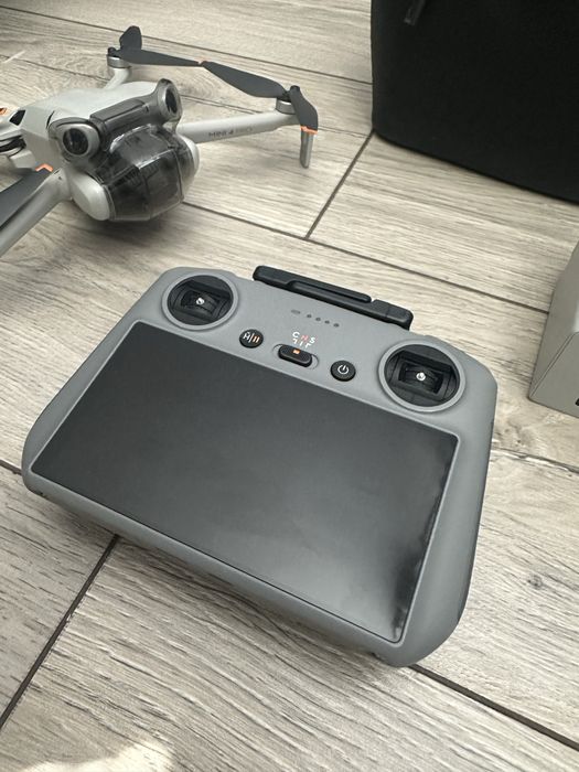Квадрокоптер Dji mini pro 4