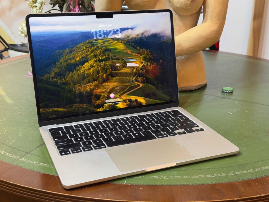 Apple Macbook Air M4 2025 16GB/256GB | Super Stan | Bateria 98% | BOX