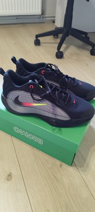 Męskie buty do koszykówki Nike Giannis Immortality 5 NBA vintage skate rap hip-hop OG