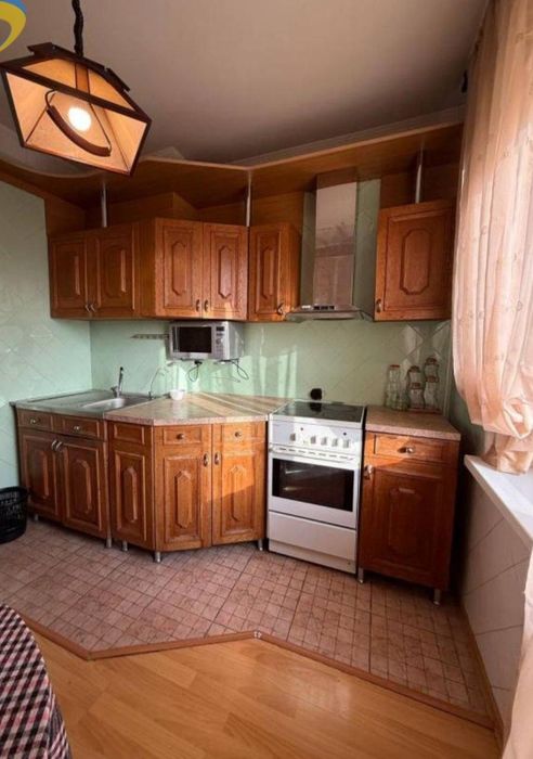 Продам 4-х комн. квартиру в центре Таирова ул. Глушко/Королева (237-647)