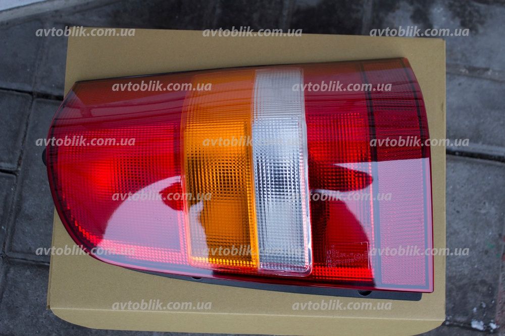Задний фонарь Mercedes Vito, Sitan, Sprinter, Viano, левый, правый