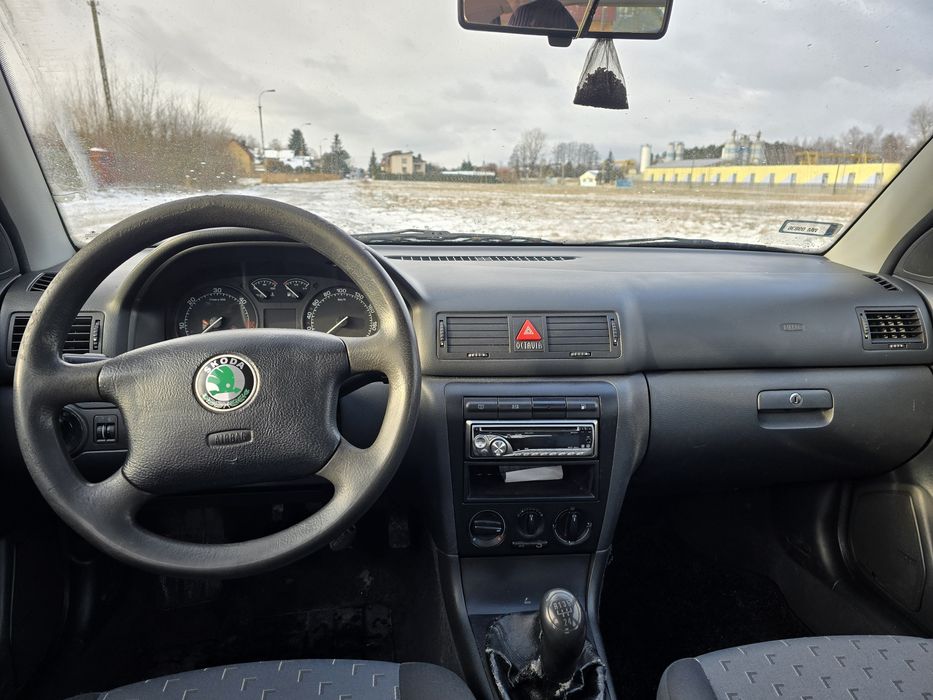 Skoda Octavia 1.9 TDI 90KM, Opony zima, Opłaty 03.2026