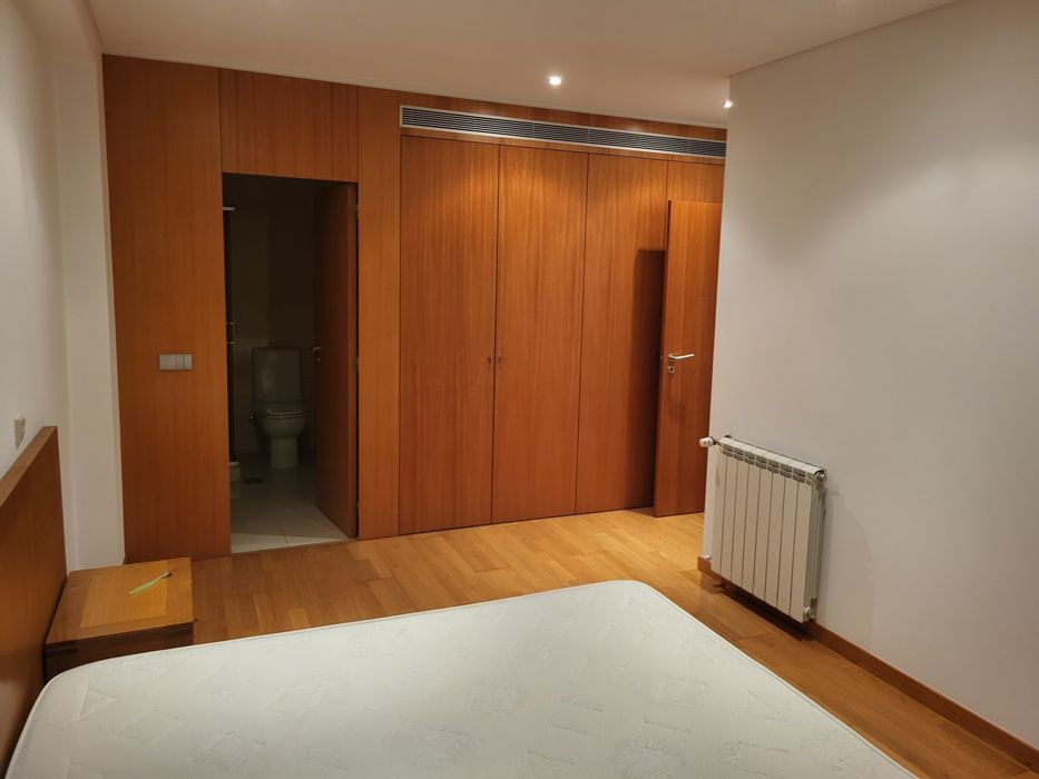 Alugo apartamento T2 mobilado