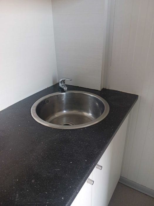 Casinha pré-fabricada 6m x 2,5m