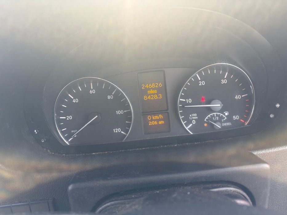Комплект мультикермо і щиток з англійського авто