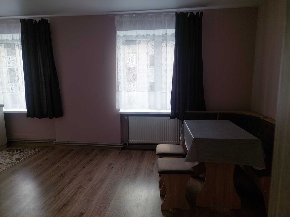 3 кімнатна  квартира в центрі міста