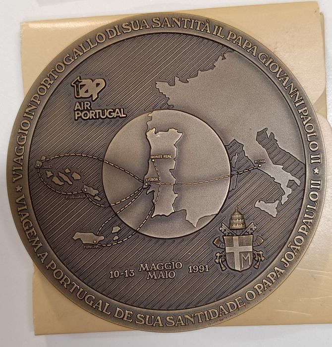 Medalha comemorativa TAP viagem a Portugal de João Paulo II