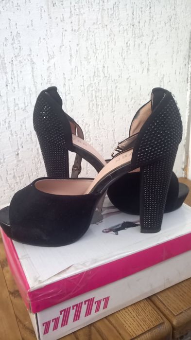 Туфлі жіночі 39 розмір