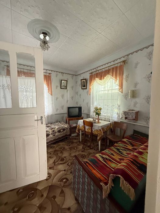 Продам будинок  25 км. до міста Камʼяць-Подільський.