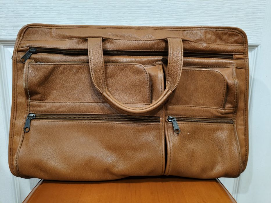 Мужской кожаный портфель