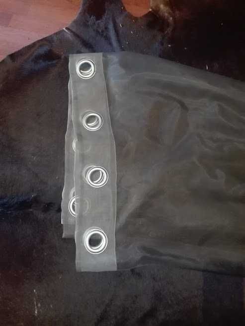 cortinados em organza com varão em inox