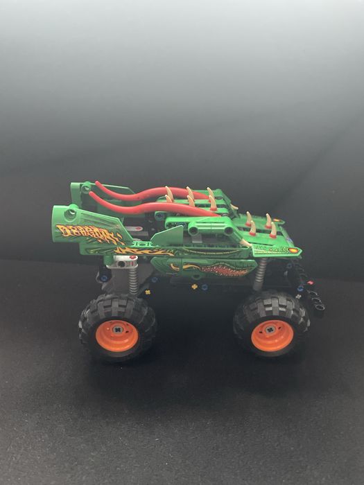 Monster truck z lego technik