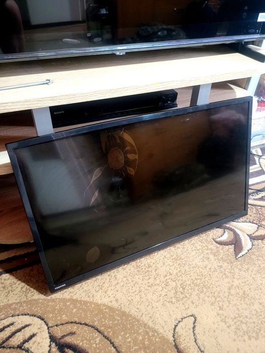 Телевізор 32 дюйми Toshiba