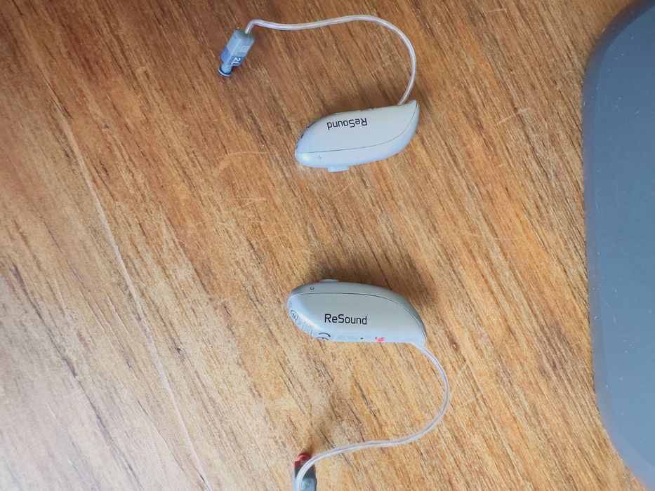 Aparelhos auditivos de alta qualidade Resound RIE