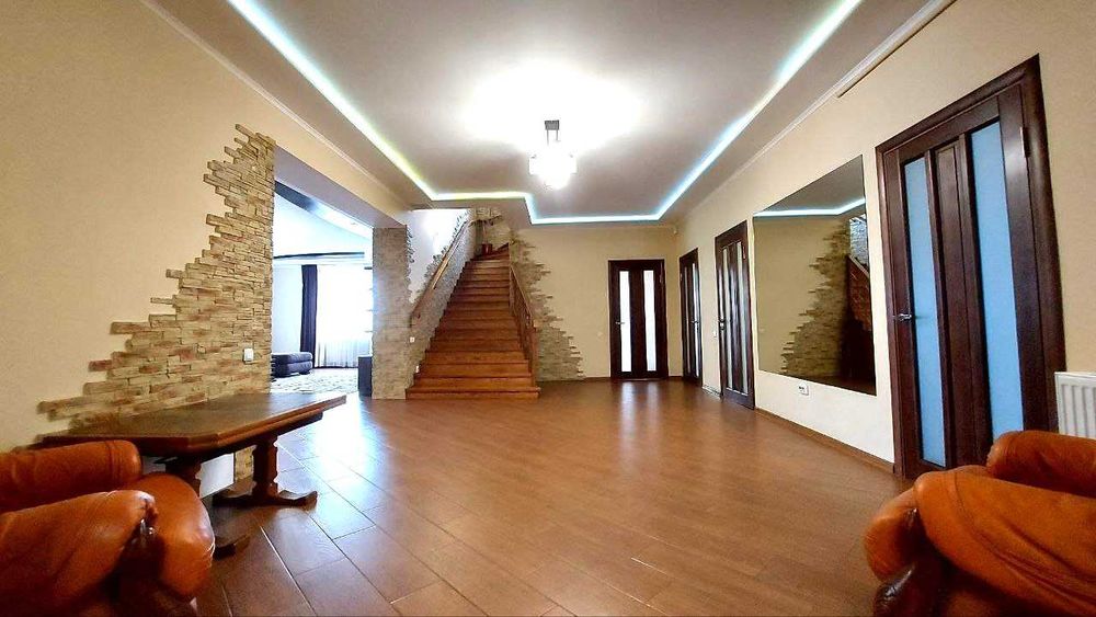 Продам будинок 350 м2 на 22 сотках за 10 хв ТРЦ Буковина Молл