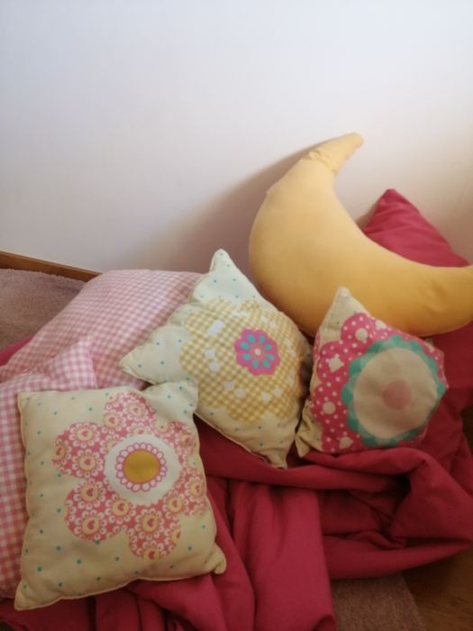 Edredão/colcha de criança com almofadas