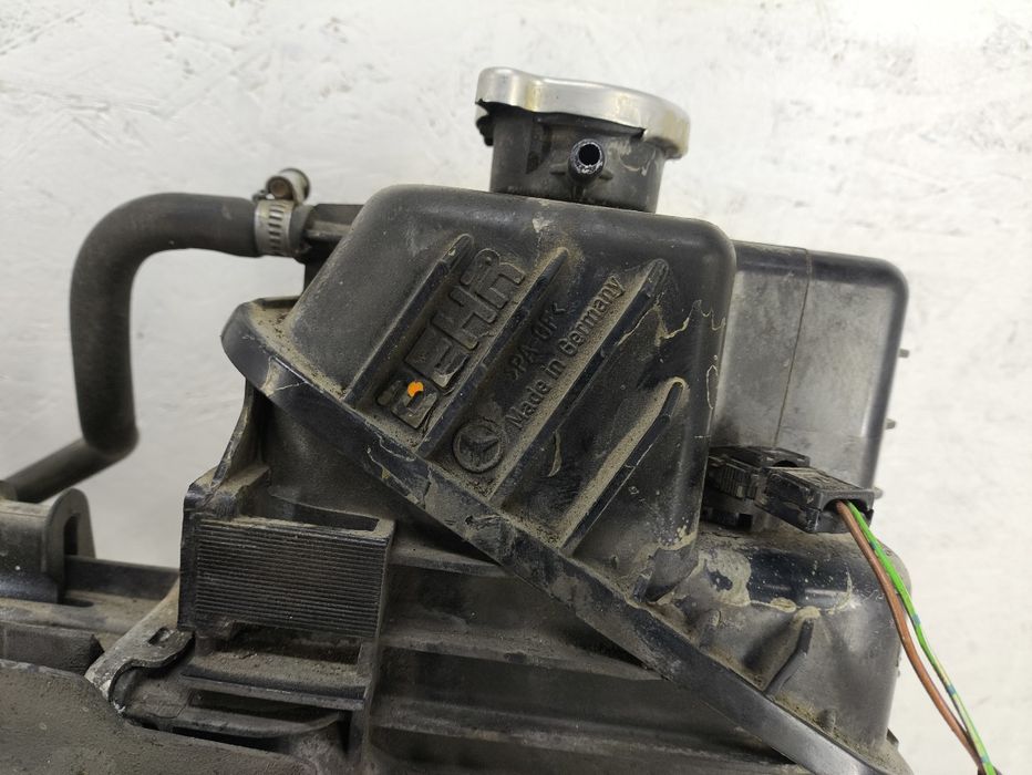 основной радиатор интеркулер Mercedes Sprinter мерседес спринтер