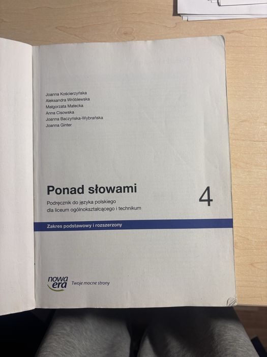 Podręcznik Ponad słowami 4