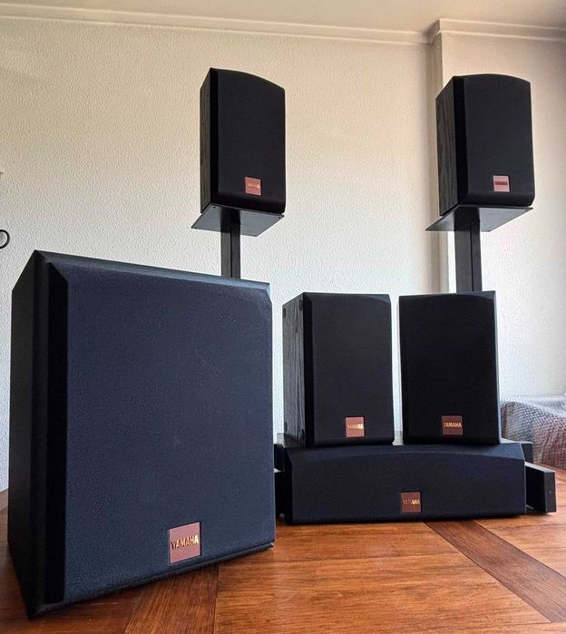 Yamaha 5.1 Colunas Home Cinema NS-P400