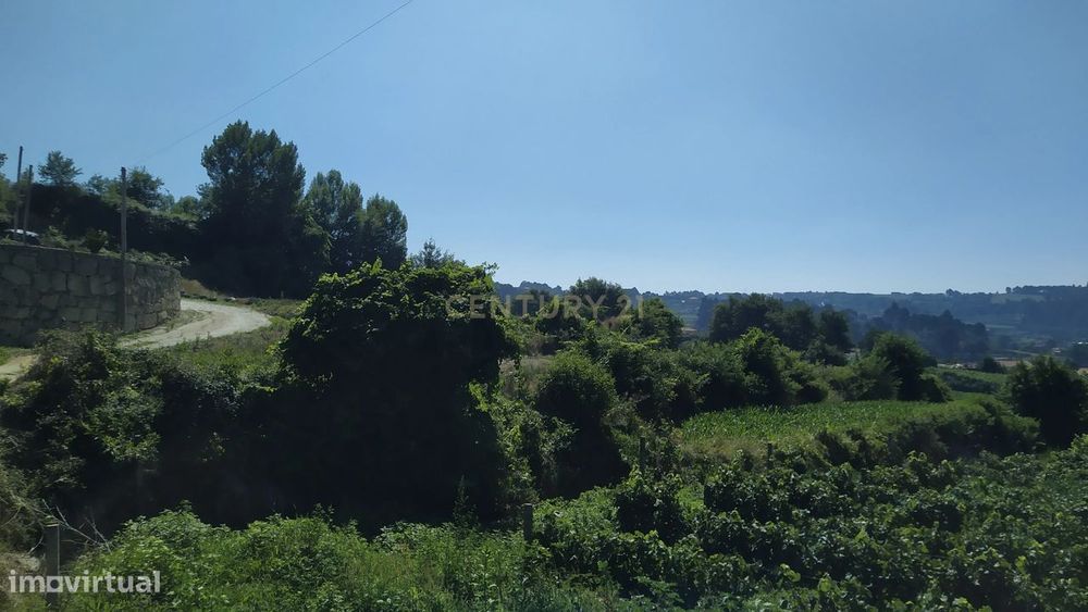 Terreno Agrícola em Figueiró (Santiago), Amarante, à Vila da Lixa — Airães, Porto