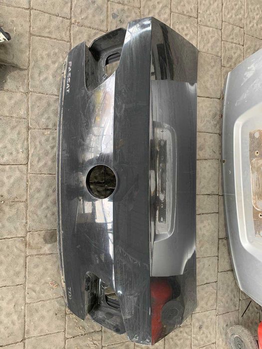 кришка багажника пасат Б7 Європа